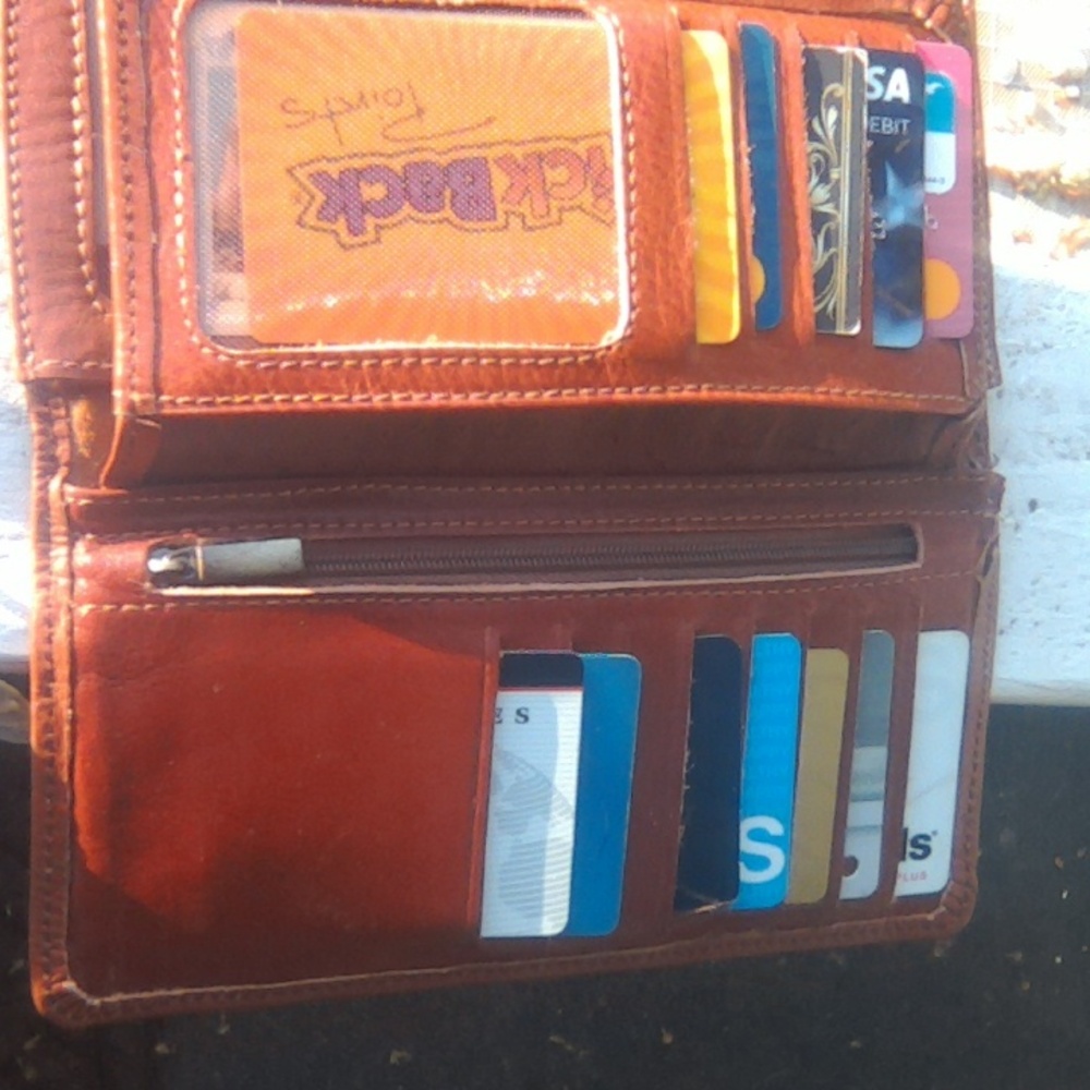 Deluxe leather checkbook,coin and credit card billfold Wallet . - Picture 3 of 6